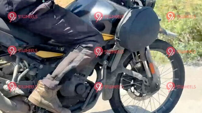 Royal Enfield Himalayan Raid 450 Right Rear Three Quarter