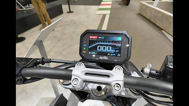 Aprilia Tuono 457 TFT / Instrument Cluster