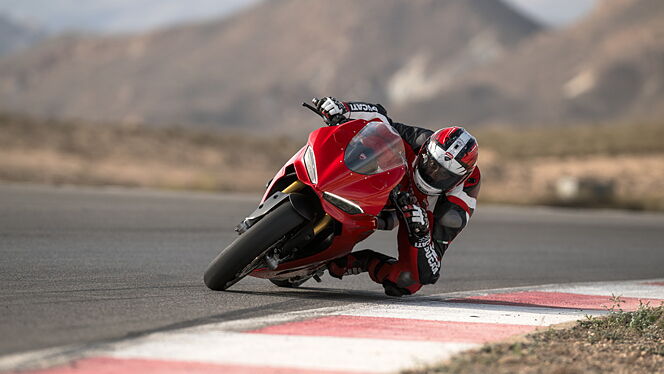 Ducati Panigale V2 Front View