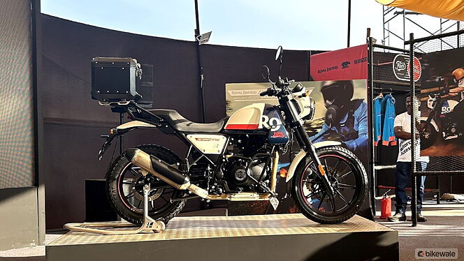 Royal Enfield Scram 440 Right Side View