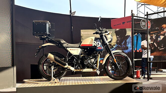 Royal Enfield Scram 440 Right Side View