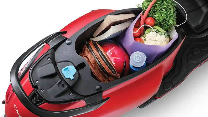 Bajaj Chetak [2025] Underseat Storage