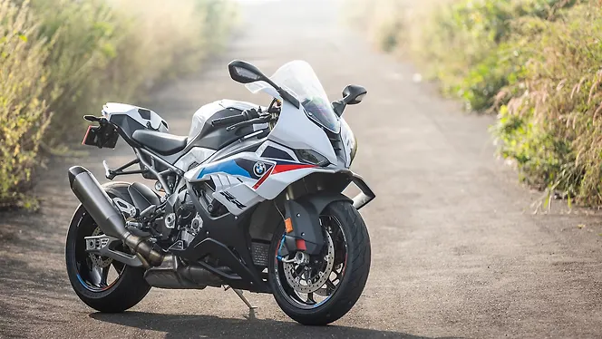 BMW S1000RR Price - Mileage, Images, Colours | BikeWale BMW S1000RR