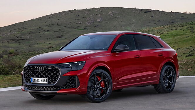 Audi RS Q8 facelift Front View