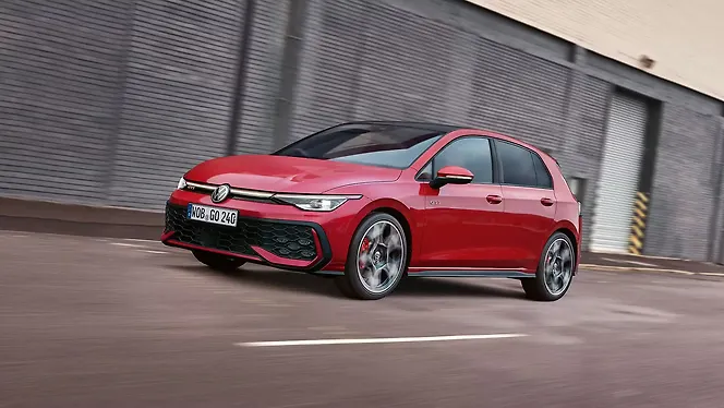 Volkswagen Golf GTI Left Front Three Quarter