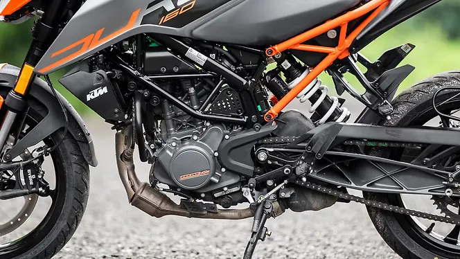 KTM 160 Duke Engine From Left