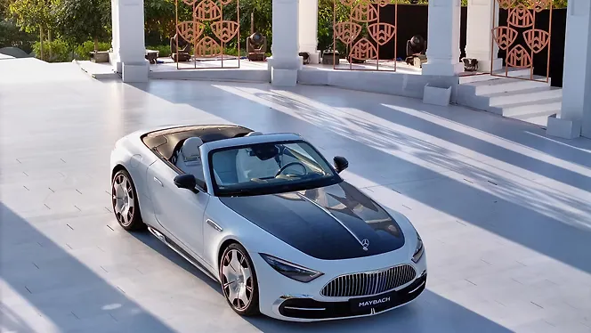Mercedes-Benz Maybach SL 680 Right Front Three Quarter