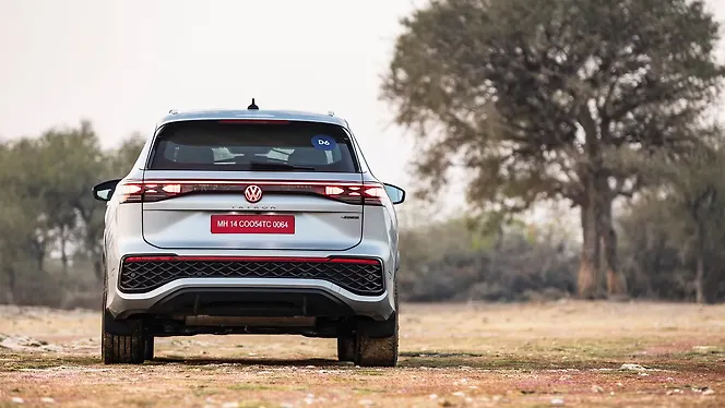 Volkswagen Tayron R-Line Rear View