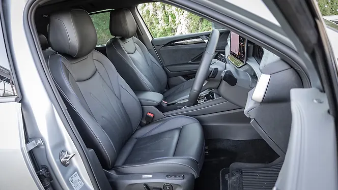 Volkswagen Tayron R-Line Front Row Seats Volkswagen Tayron R-Line Front Row Seats