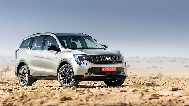 Mahindra XUV 7XO Right Front Three Quarter Mahindra XUV 7XO Right Front Three Quarter