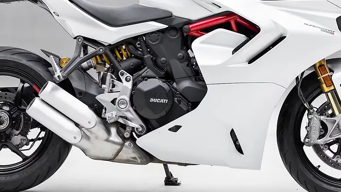Ducati SuperSport Engine From Right