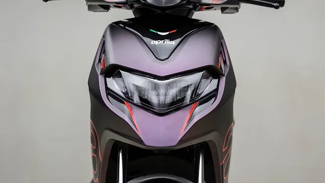 Aprilia SR 175 Head Light