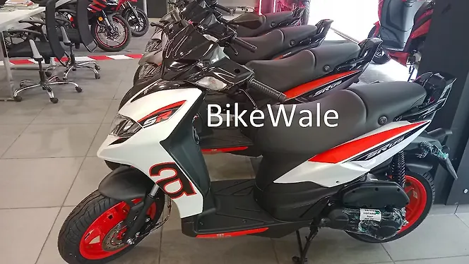 Aprilia SR 175 Left Side View