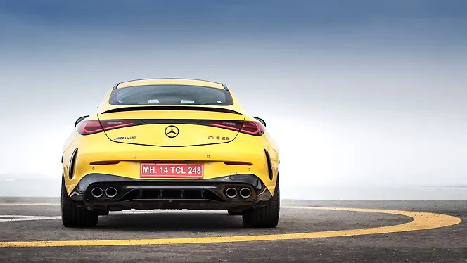 मर्सिडीज़ बेंज़ एएमजी CLE पीछे का व्यू