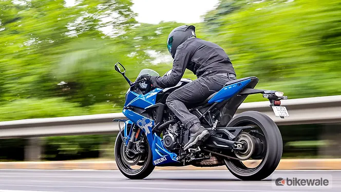 Suzuki GSX-8R Left Rear Three Quarter