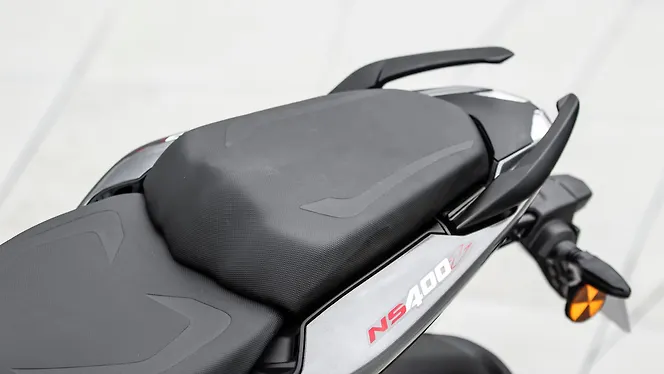 Bajaj Pulsar NS400Z Seat