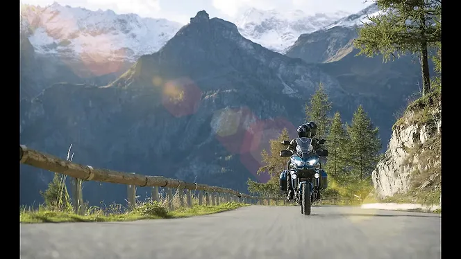 Kawasaki Versys 650 Front View