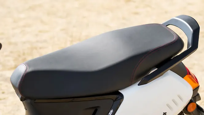 Kinetic DX Seat