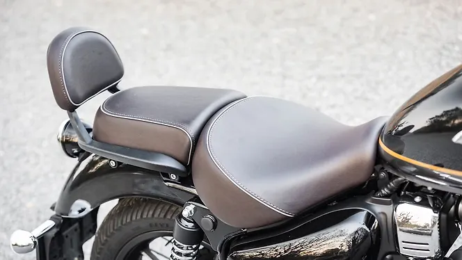 Royal Enfield Meteor 350 Seat