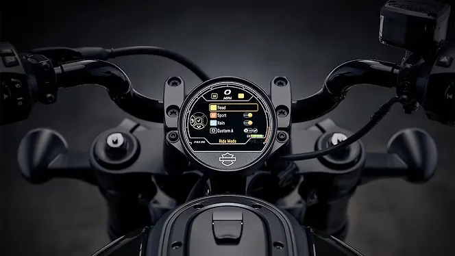 Harley-Davidson Sportster S Instrument Cluster