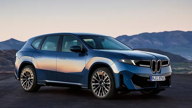 BMW iX3 Right Front Three Quarter