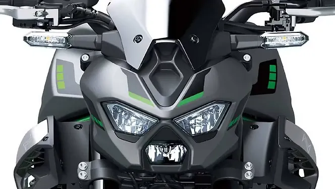 Kawasaki Z900 Head Light