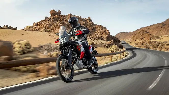 Yamaha Tenere 700 Riding