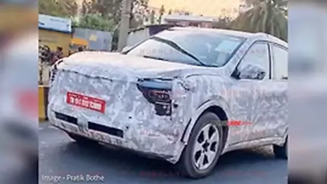 Mahindra XEV 9S Front View