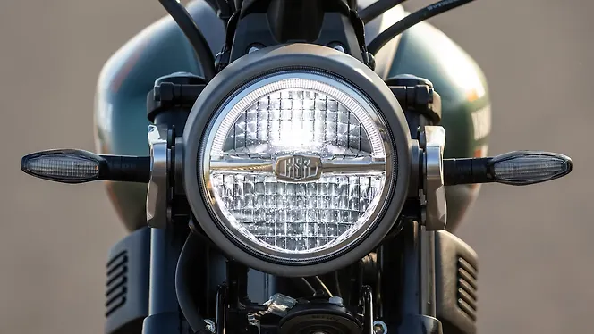 Yamaha XSR 155 Head Light