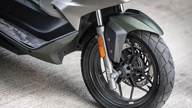 Hero Xoom 160 Front Wheel