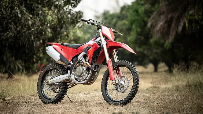 Ducati Desmo450 MX Right Front Three Quarter