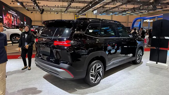 MG Hector Hawk Right Rear Three Quarter
