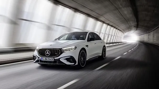Mercedes-Benz AMG E53 PHEV Left Front Three Quarter