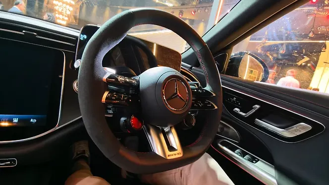 Mercedes-Benz AMG E53 PHEV Steering Wheel
