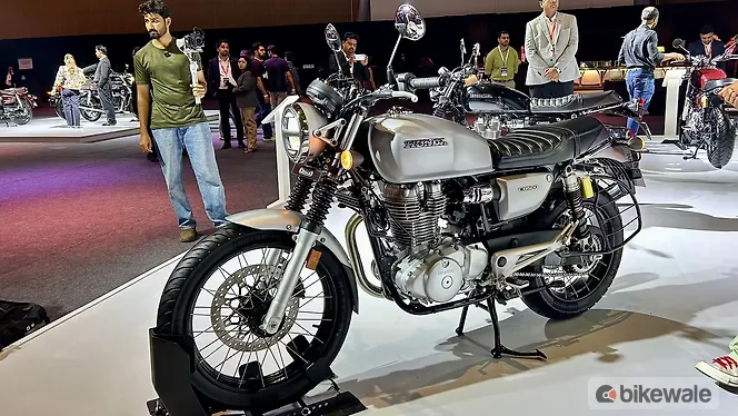 Honda CB500 Left Front Three Quarter