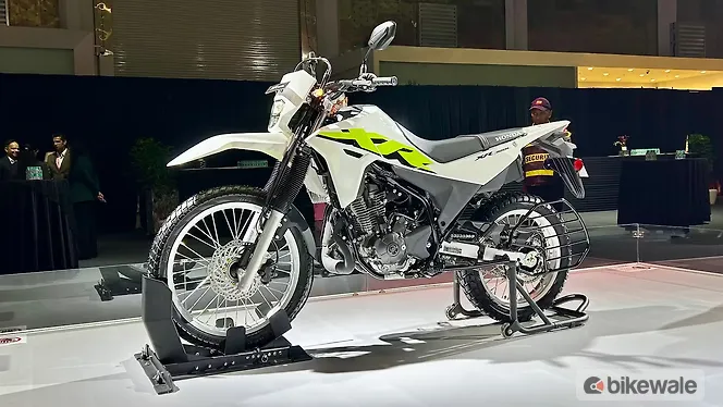 Honda XR300L Left Front Three Quarter