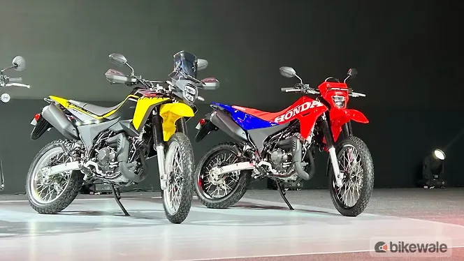 Honda XR300 Rally Right Front Three Quarter
