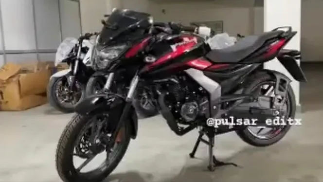Bajaj Pulsar 150 [2026] Left Front Three Quarter