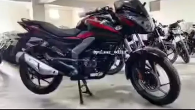 Bajaj Pulsar 150 [2026] Right Front Three Quarter