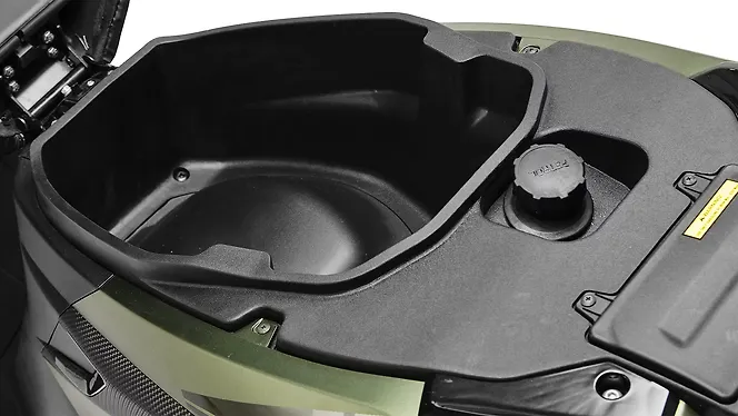 Aprilia SXR GT 175 hp-e Underseat Storage
