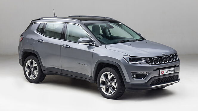 Jeep Compass [2017-2021] Right Front Three Quarter