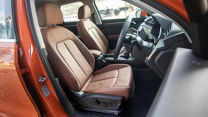 Audi Q3 Front Row Seats