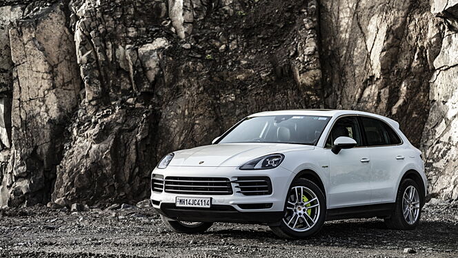 2024 Porsche Cayenne Revealed: Overhauled Cabin, More Power, And