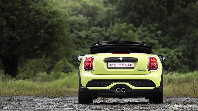 MINI Cooper Convertible - Images, Colors & Reviews - CarWale