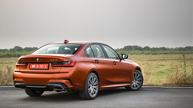 Discontinued 3 Series 320d Luxury Line [2019-2020] on road Price