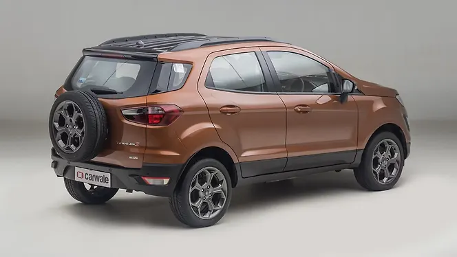 फ़ोर्ड ईकोस्पोर्ट राइट रियर थ्री क्वार्टर