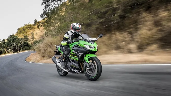 Kawasaki Ninja ZX-25R available in four colours - BikeWale