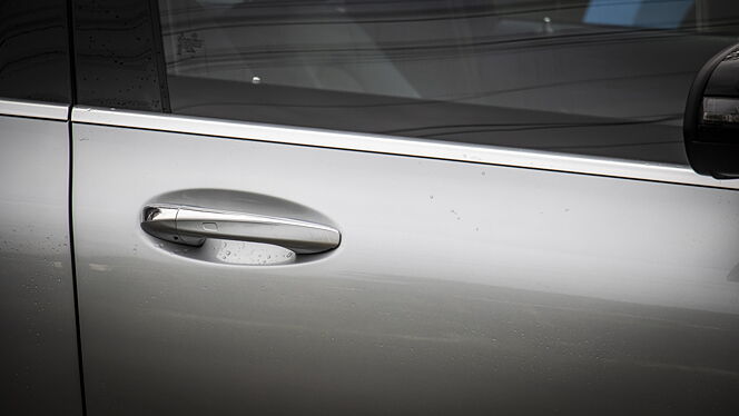 Mercedes on sale door handle