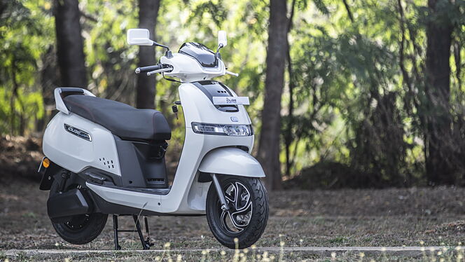 Tvs electric scooty deals price