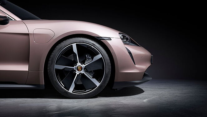 Porsche Taycan Wheel